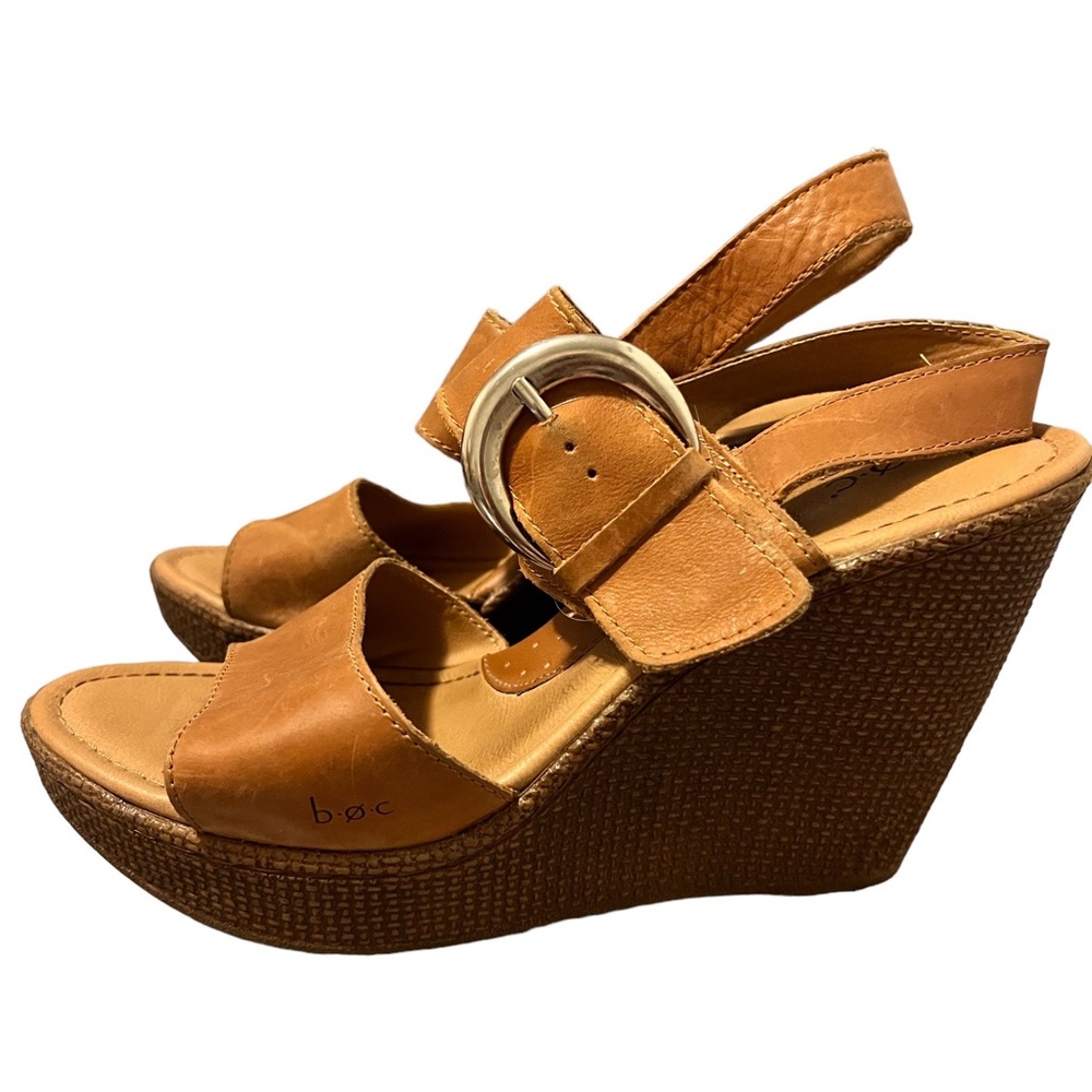 b.o.c Wedge Heel tan wedge